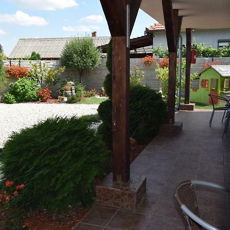Belany Studios Veľký Meder Exterior foto