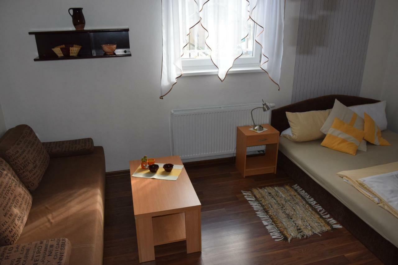 Belany Studios Veľký Meder Exterior foto