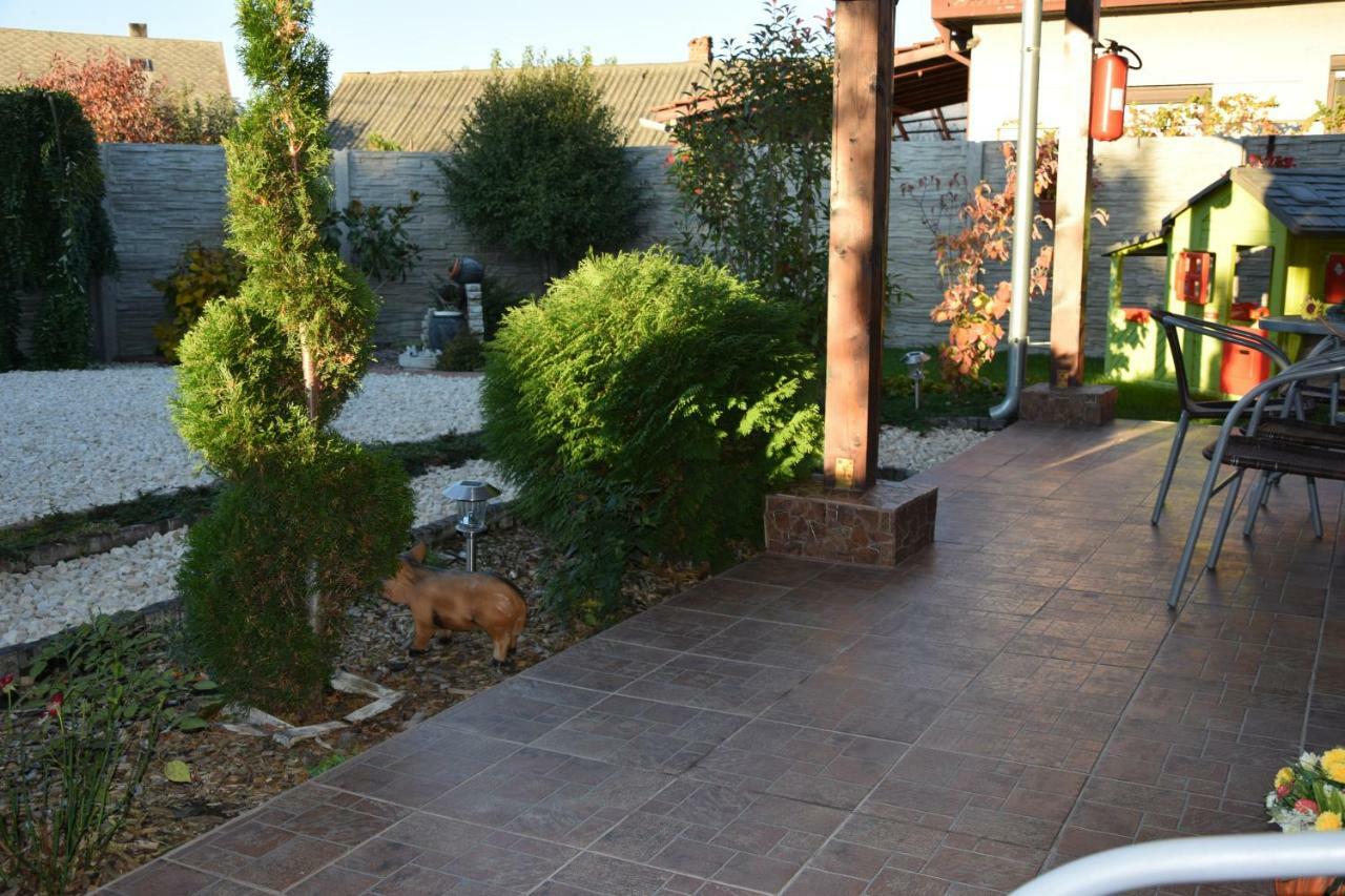 Belany Studios Veľký Meder Exterior foto
