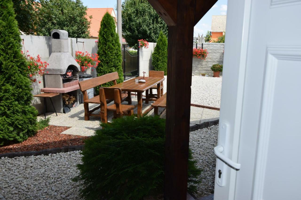 Belany Studios Veľký Meder Exterior foto